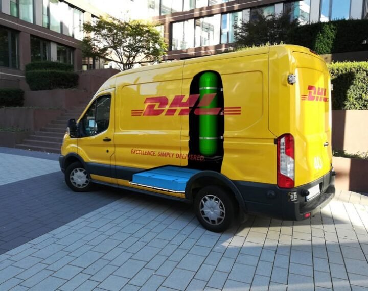 evri dhl tie up