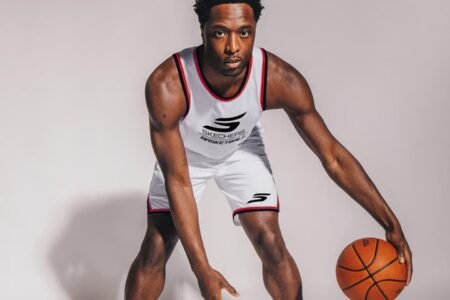 Skechers signs OG Anunoby